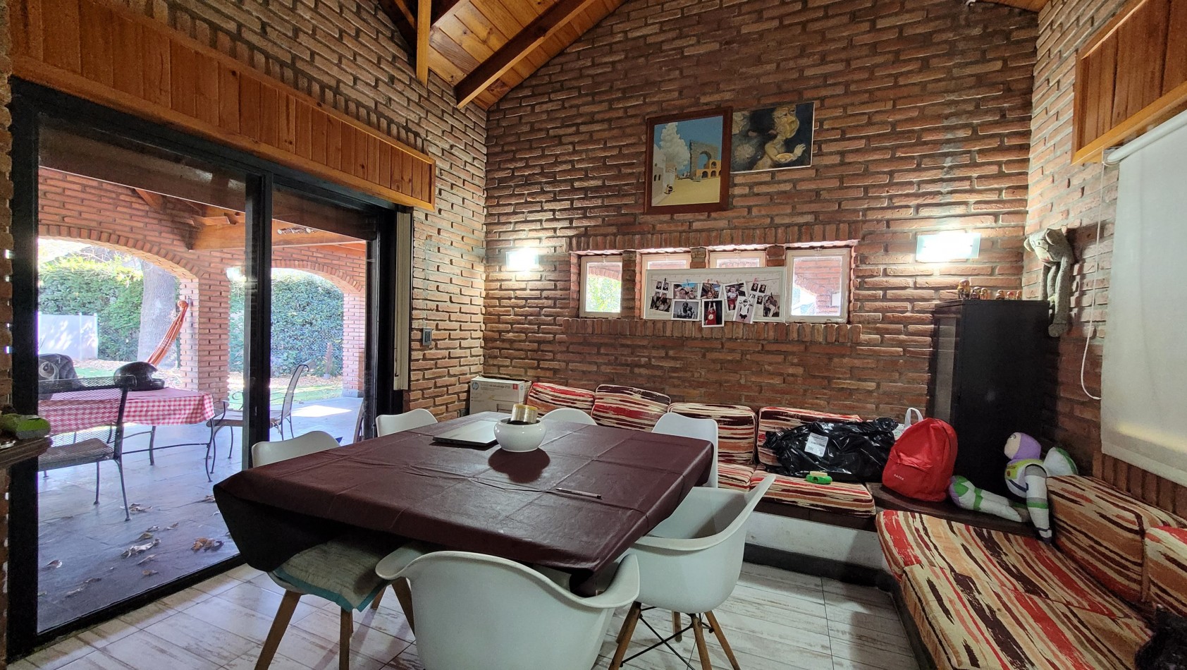 Casa a la venta en Country Las Lajas!