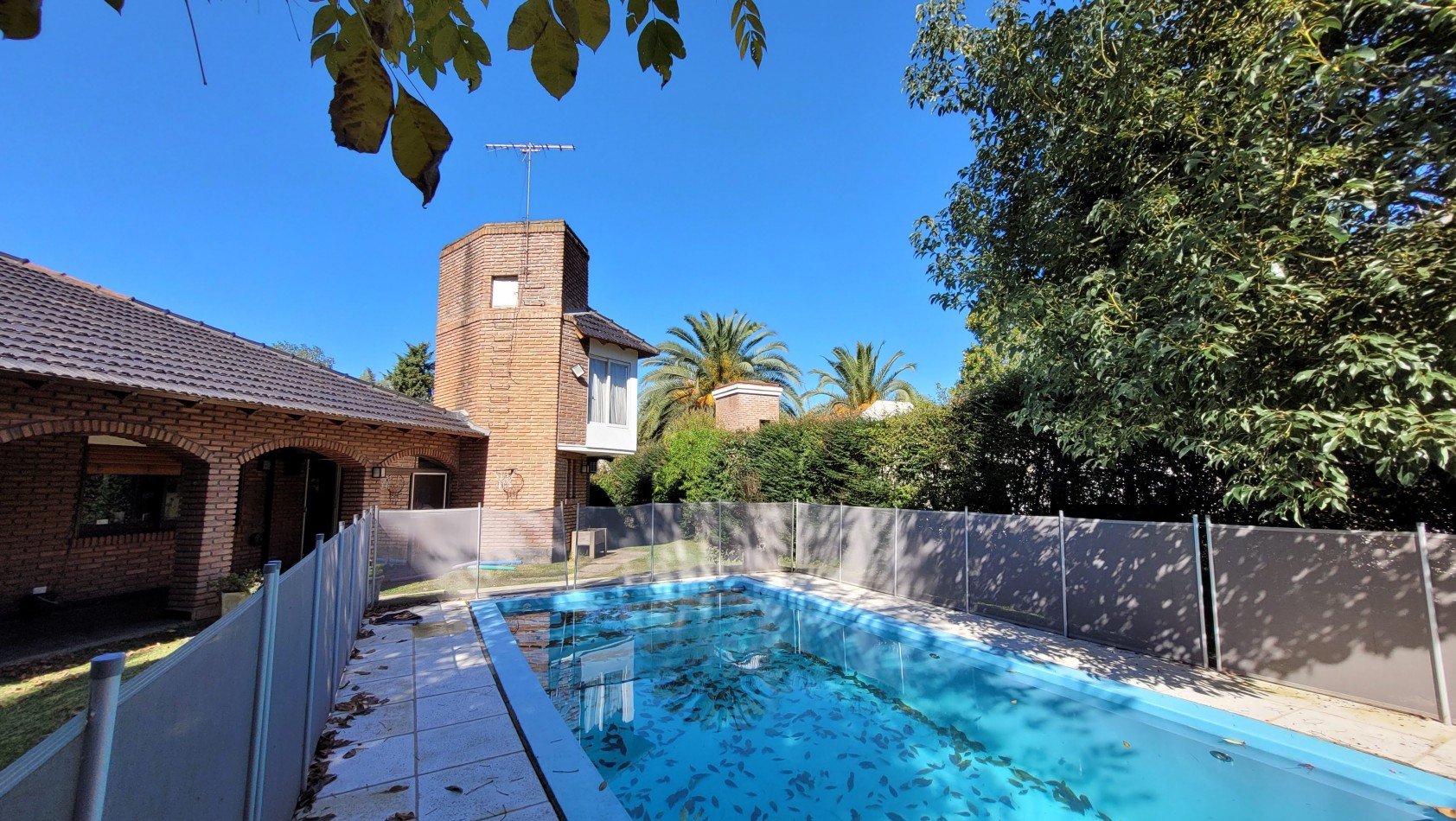 Casa a la venta en Country Las Lajas!