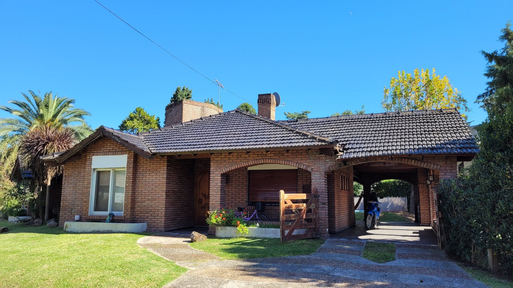 Casa a la venta en Country Las Lajas!