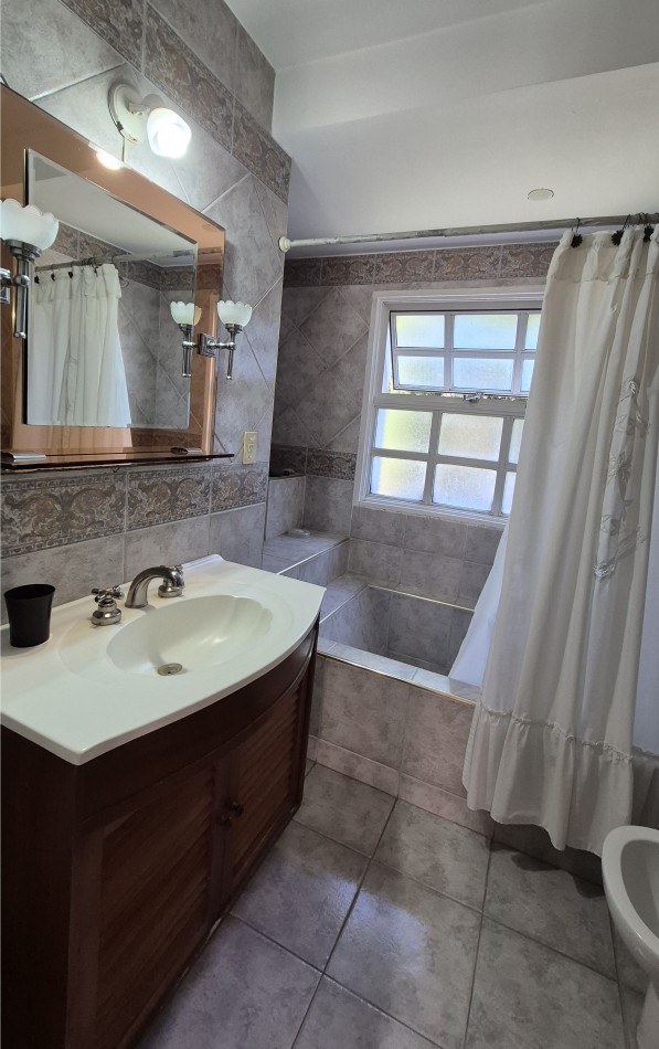 Casa en venta en Country Las Lajas - Ideal dos Familias