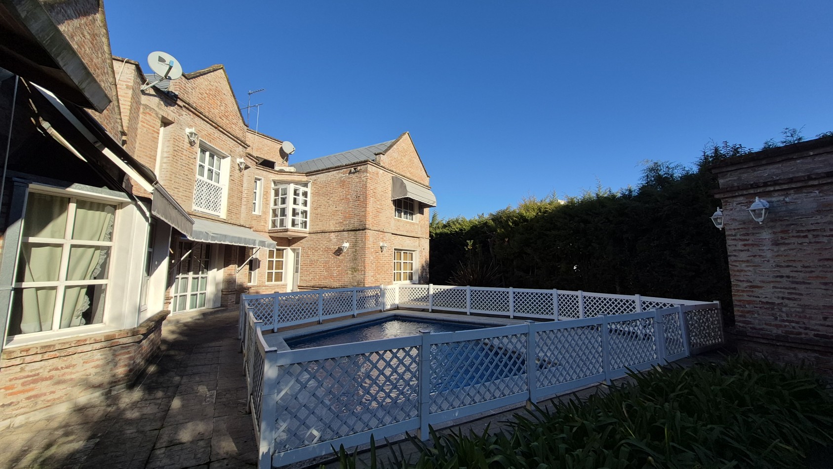 Casa en venta en Country Las Lajas - Ideal dos Familias