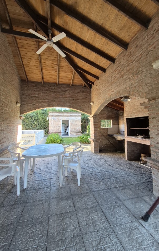 Casa en venta en Country Las Lajas - Ideal dos Familias