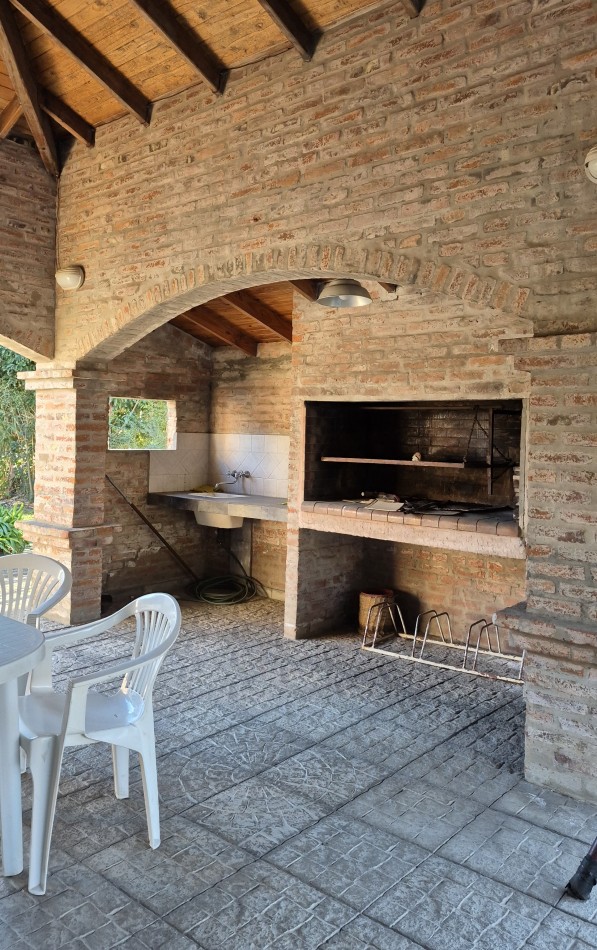 Casa en venta en Country Las Lajas - Ideal dos Familias