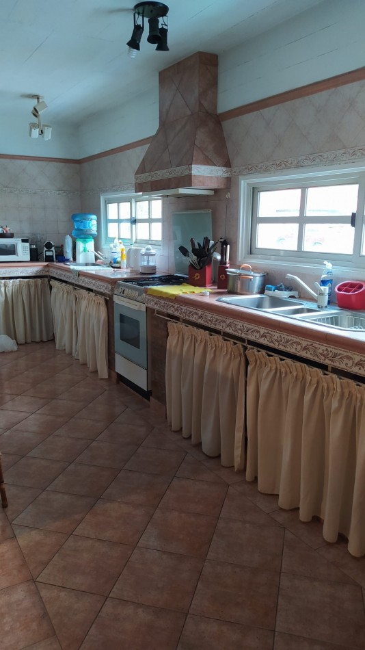 Casa en venta en Country Las Lajas - Ideal dos Familias