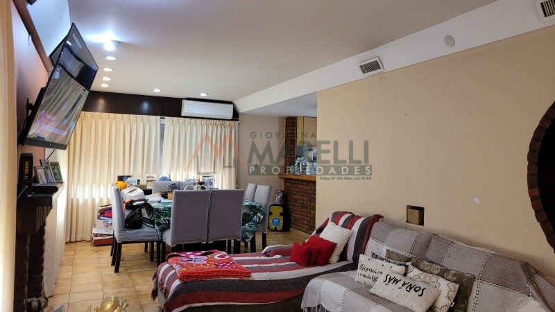 Casa a la venta en Country Las Lajas!