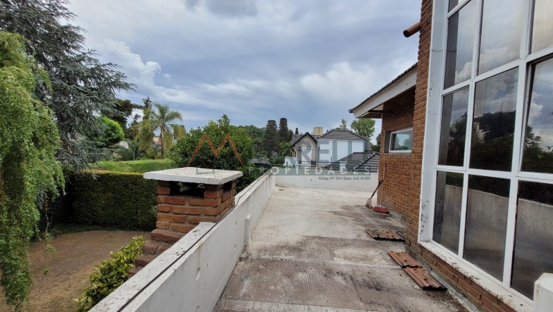 Casa a la venta en Country Las Lajas!