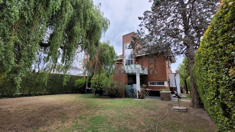 Casa a la venta en Country Las Lajas!