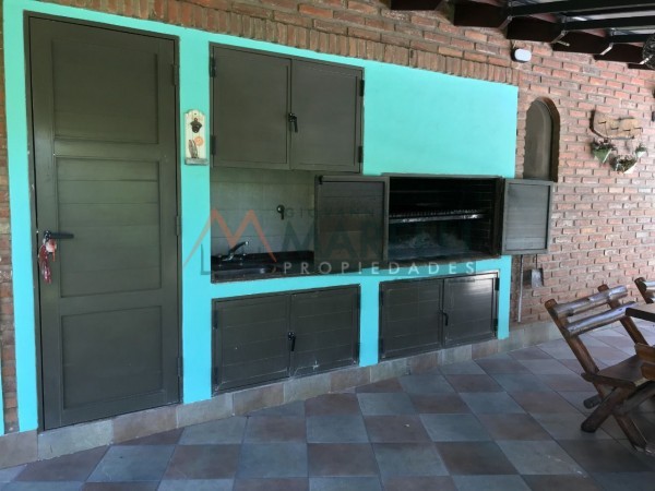 Venta en Country Las Lajas!