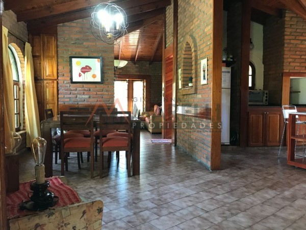 Venta en Country Las Lajas!