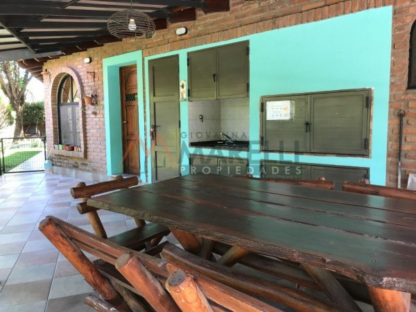 Venta en Country Las Lajas!