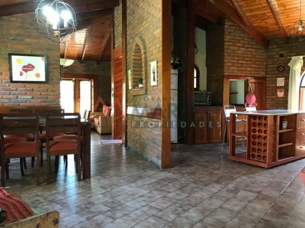 Venta en Country Las Lajas!