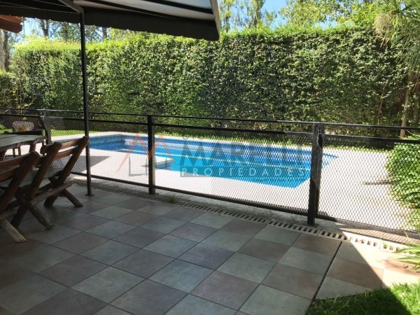 Venta en Country Las Lajas!