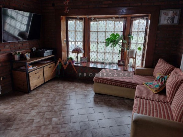 Venta en Country Las Lajas!