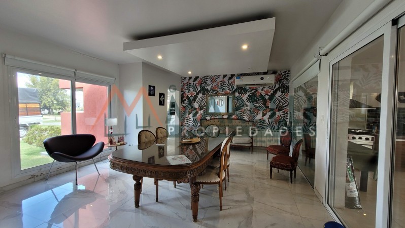 Casa a la venta en Comarcas de Lujan! - Santa Irene