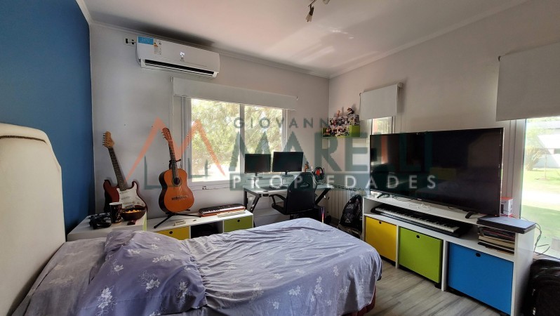 Casa a la venta en Comarcas de Lujan! - Santa Irene